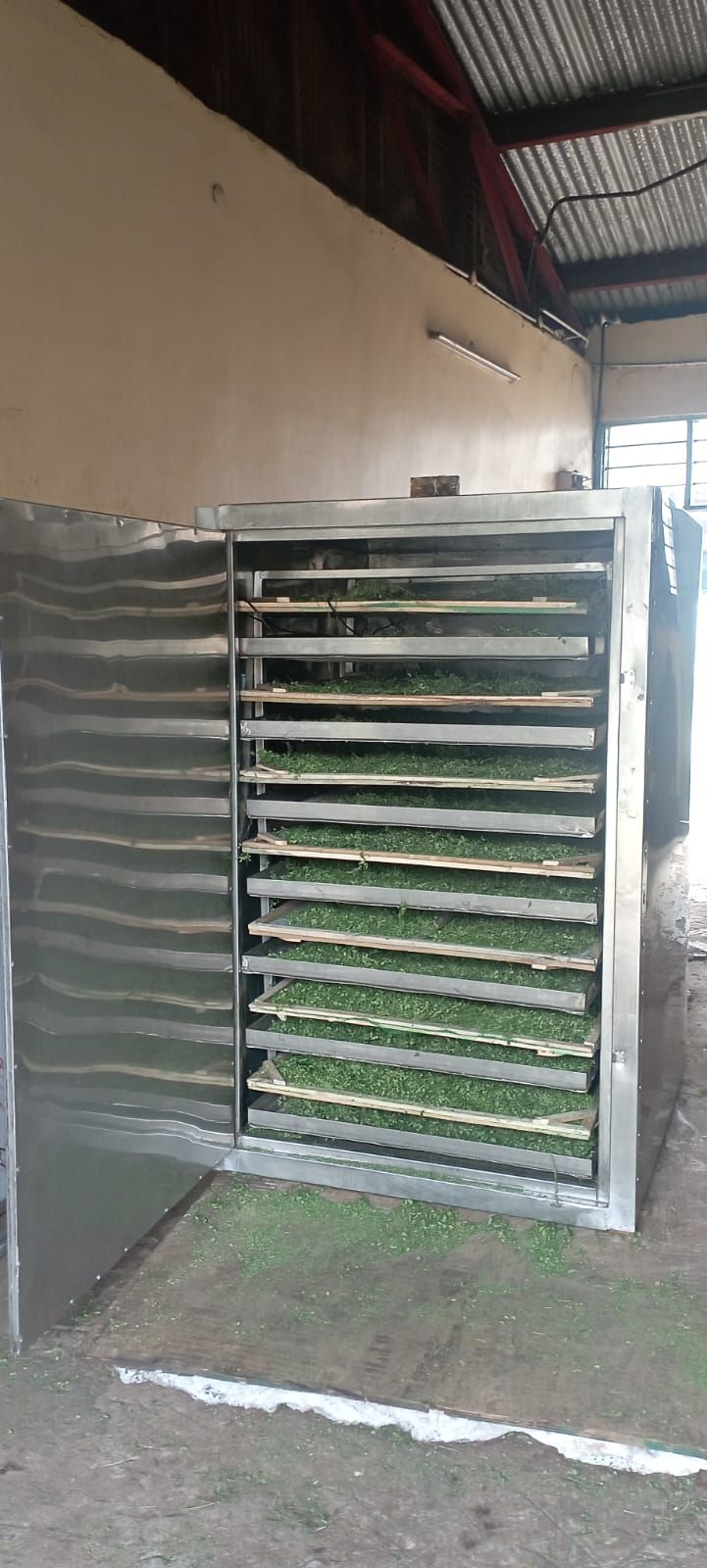 Mashine ya Kukaushia Mazao, Mboga na Matunda (Dehydrator / Industrial Dryer)